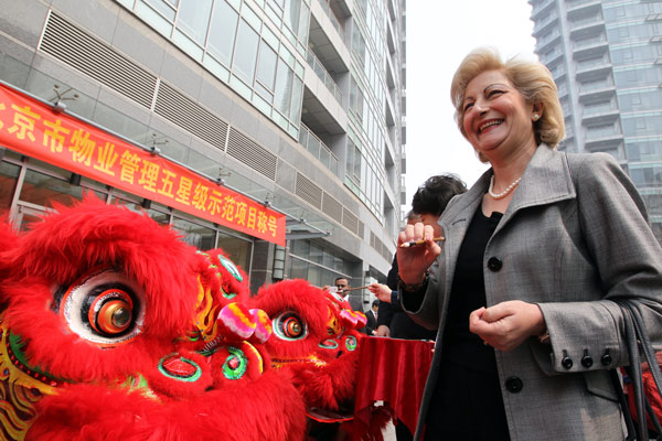 Diplomatic compound celebrates 5-star rating