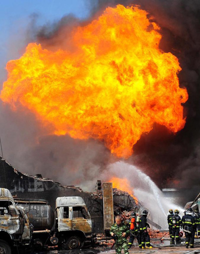 Casualties unknown in C China factory blast