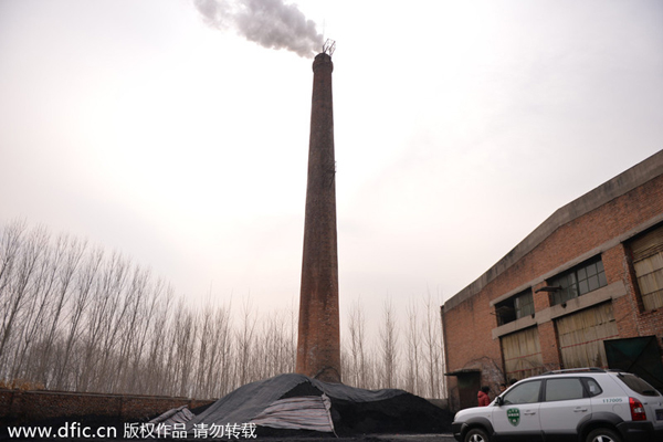 300 firms leaving Beijing to reduce smog in capital