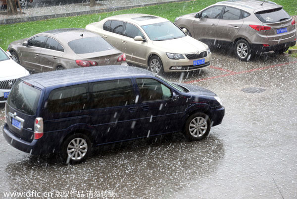 Hailstorm pounds suburban Beijing