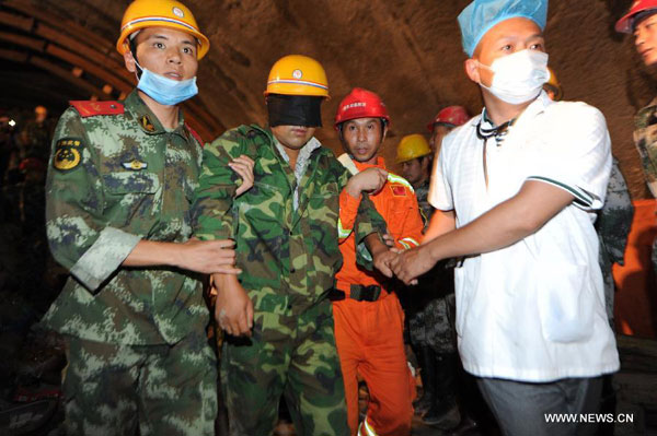 13 workers rescued after 140 hours in tunnel