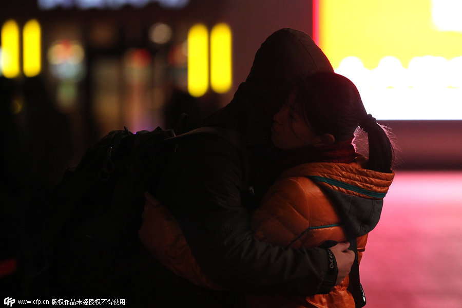 When Spring Festival rush encounters Valentine's Day