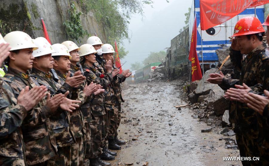 Quake-hit China-Nepal highway cleared