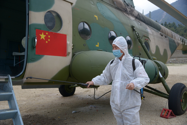 PLA choppers sent for disaster-relief mission in Nepal