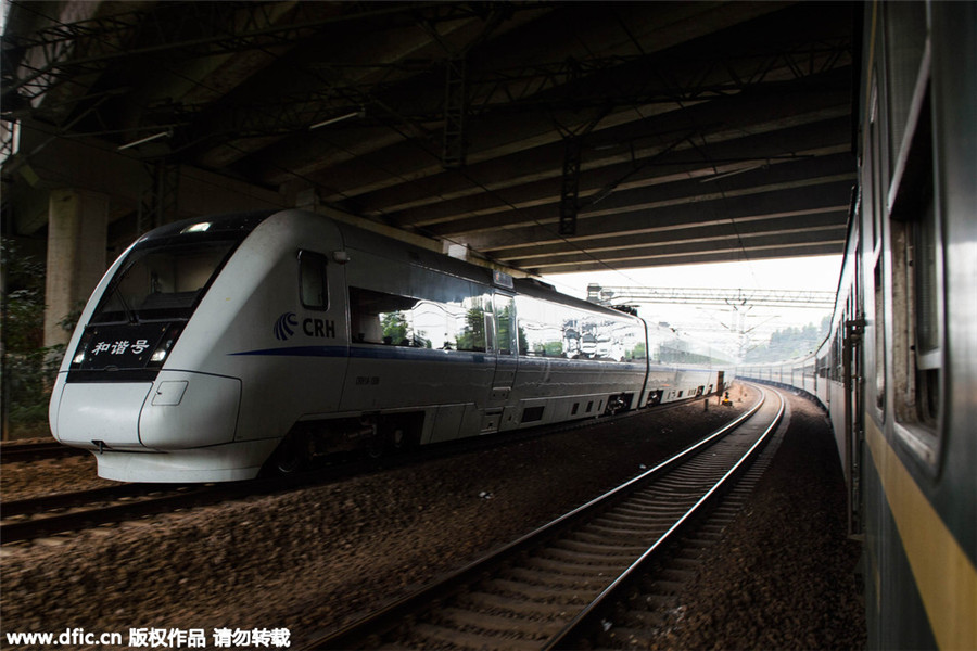 Goodbye to last green train in Shenzhen