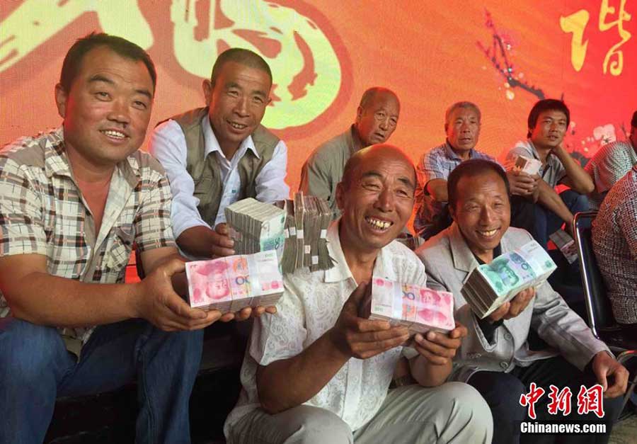 Farmers receive big dividends for planting trees