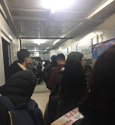 Rising campus express business divides students