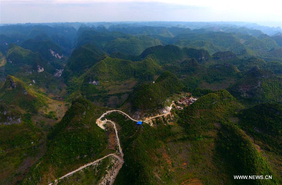 Guangxi strengthens road construction efforts in poor rural areas