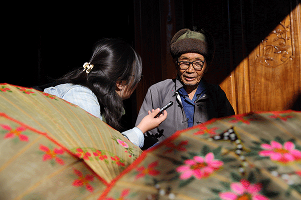 Oiled paper umbrellas preserve vintage fashion