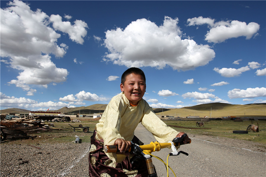 Happy faces in Tibet