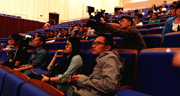 管虎黃渤亮相FIRST青影展展映閉幕式