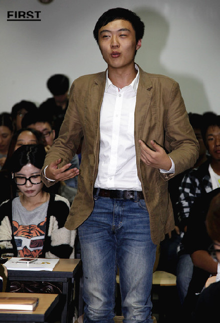 蘇牧：好電影就是用刀刮得你的骨頭嘎嘎響