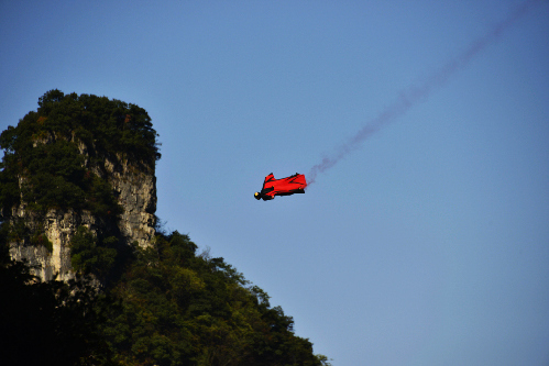 紅牛翼裝飛行世錦賽榮登美國《時代》年度最佳發明榜