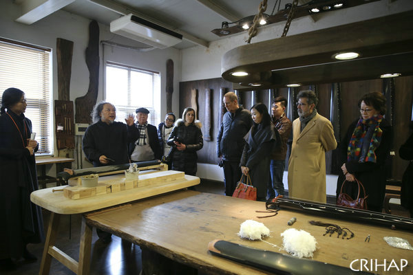 聯合國教科文組織亞太地區非物質文化遺產國際培訓中心咨詢委員會第三次會議文化考察項目——北京鈞天坊古琴文化藝術傳播有限公司古琴文化藝術考察