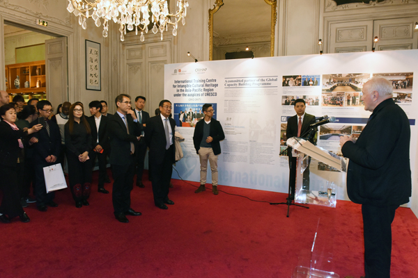 亞太中心2012-2017工作成果在巴黎中國文化中心展出