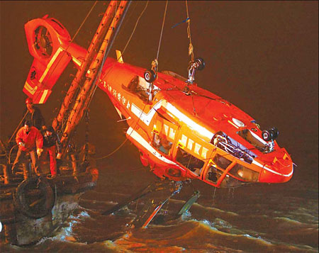 Helicopter salvaged, machinist missing