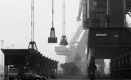 Impasse over iron ore continues