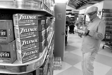 Recession, strong dollar dent J&J profits