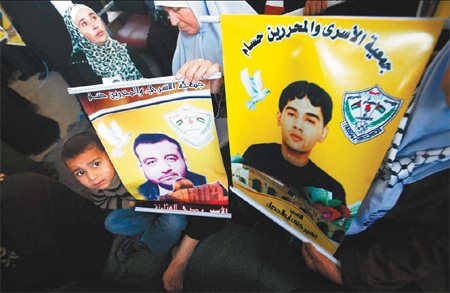 Germany frets over Israel settlements before visit