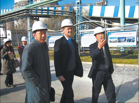 Minister hails China as future eco-leader