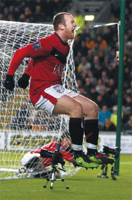 Fergie hails natural winner Rooney