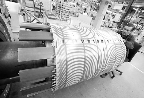 Siemens to cut 2,000 posts at factories