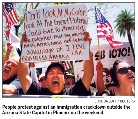 US immigration fight puts both parties at risk