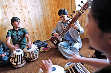 School reviving music in Afghanistan