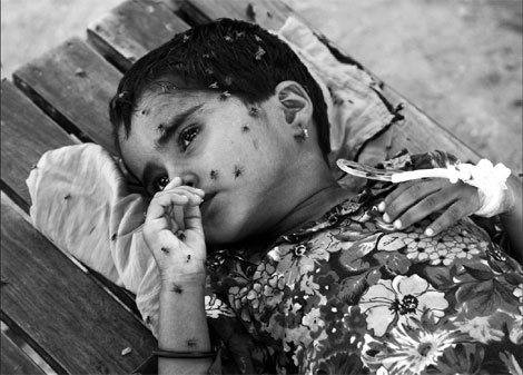 Pakistan braced for more floods; aid tops $800m