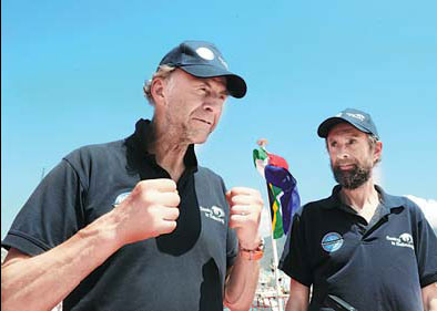 Fiennes sails off for first Antarctic winter crossing