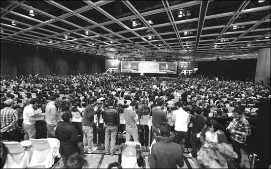 Finance Special: Australia backs RMB internationalization