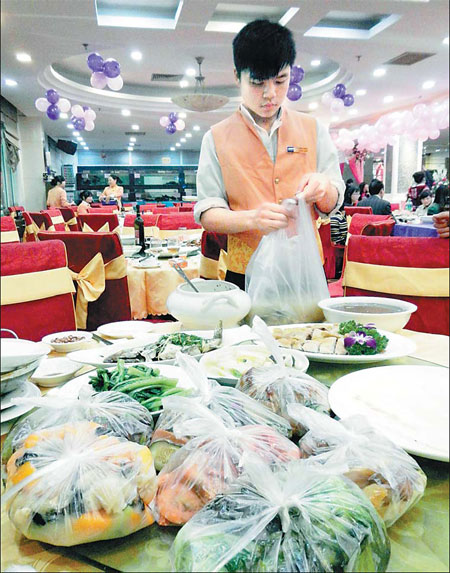 Rewards for diners who leave nothing