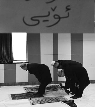 Deputies say prayer room a show of 'respect'