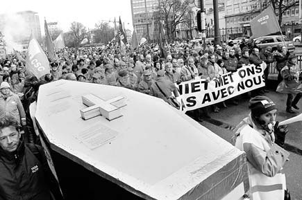 Budget, foreign ties top EU agenda