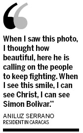 Chavez supporters buoyed by photos