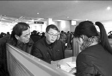 Pyongyang to allow wider mobile use