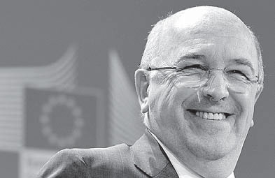 Microsoft fined $731m in EU antitrust case