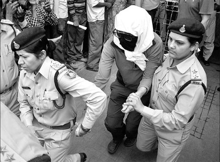 Indian villagers 'confess to rape of tourist' on a cycling vacation