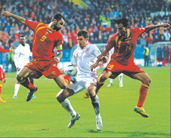 Hodgson still keeps faith after team blows chance to take lead