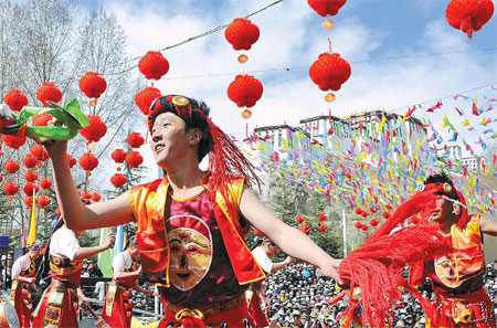 Tibetans mark emancipation of serfs