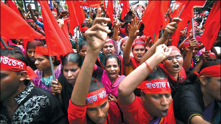 Nation grieves as woman dies after 5 days in debris
