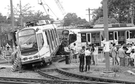 62 injured in light rail accident in Hong Kong