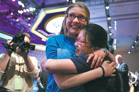 Beijing girl advances in US bee