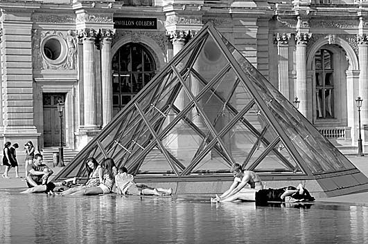 Chinese worry about image abroad