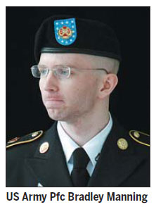 Manning says sorry for leak of secret files