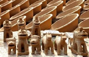 Vivid pottery figurines exhibited in Shandong