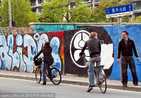 These graffiti disappeared from cities