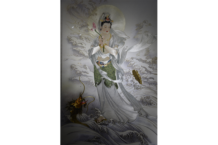 Zhenhu: Home to Su embroidery