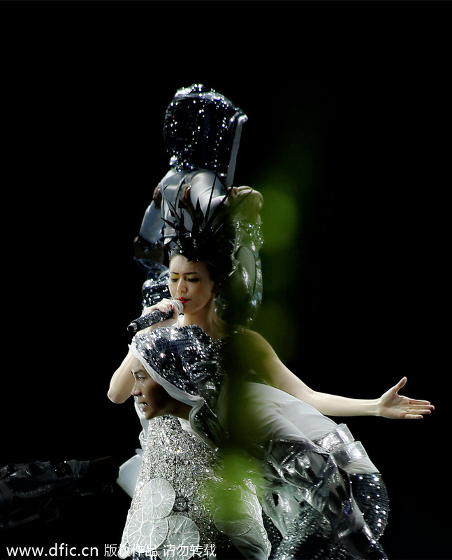 Star Stefanie Sun holds concert in Beijing