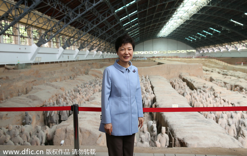 Terracotta warriors attract celebrities around the world